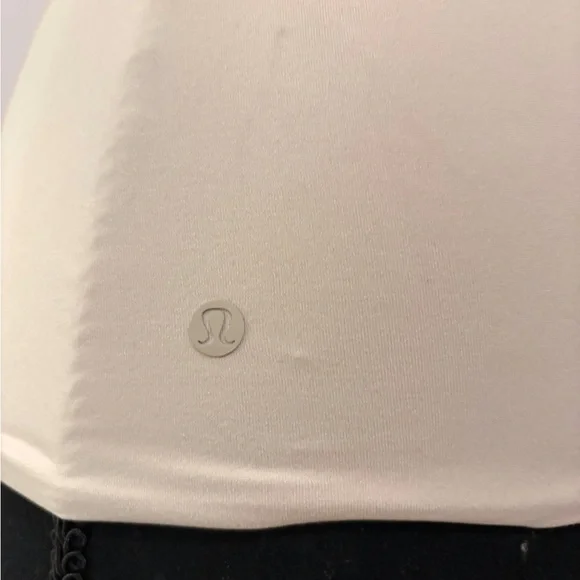 Lululemon Wundermost Ultra-Soft Nulu Hip Length Cream Crewneck Shirt Size XS - Picture 5 of 8